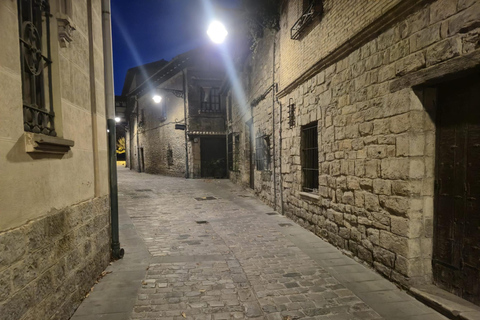 Cobblestones Tour Pamplona: Immersive Medieval Tour English Cobblestones Tour Pamplona: Immersive Medieval Tour English
