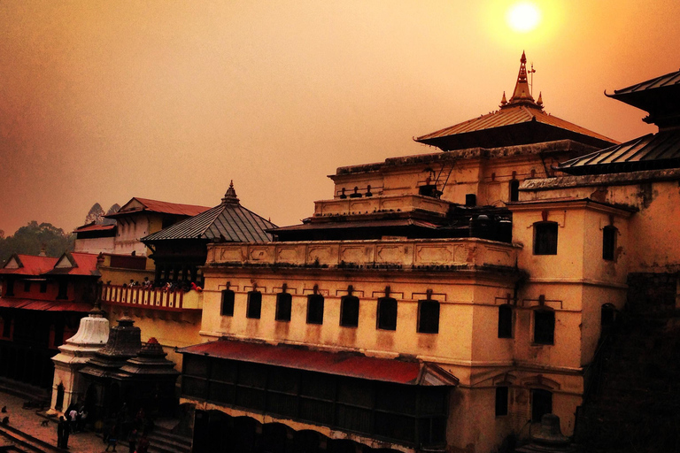 Evening aarti - Pashupatinath Temple