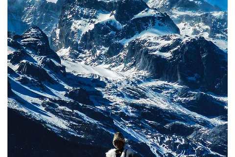 Lijiang: Yulong Snow Mountain, Blue Moon Valley & Show Yakniuping Cableway + "Impression Lijiang" live performance