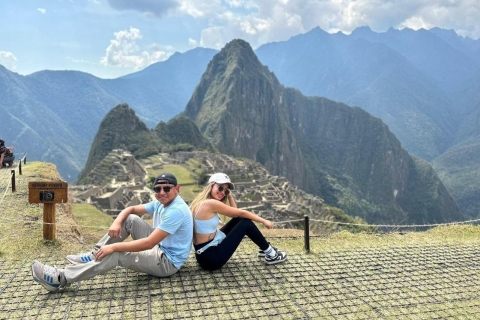 Full day tour to Machu Picchu from Cusco Excursión de un día completo a Machupicchu desde Cusco
