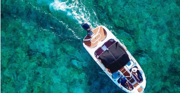 Cozumel: El Cielo & Reef Private Boat Tour with Snacks