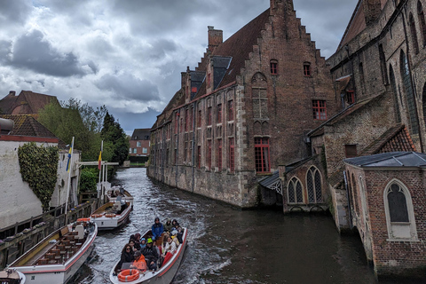 Wandeltour met warme chocolademelk en chocoladeproeverijWandeltour met warme chocolade en chocoladeproeverij