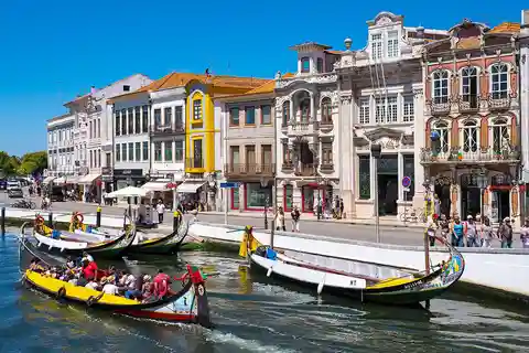 Depuis Lisbonne : Visite privée d'Aveiro et d'Ilhavo d'une jounée entière.