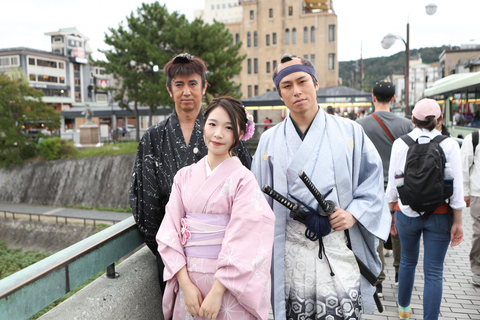 1 Stunde Reise mit einem Samurai-Fotoshooting in Kyoto