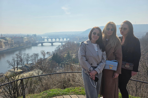Prague Viewpoints & Historical Ebike Tour 4 Hours: Group E-Bike Tour