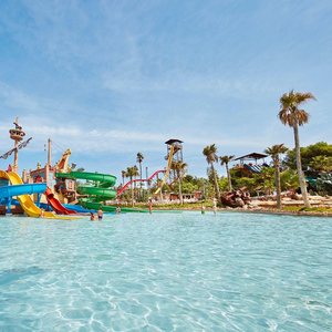 Barcelona: Tagestour zum PortAventura & Caribe Aquatic Park