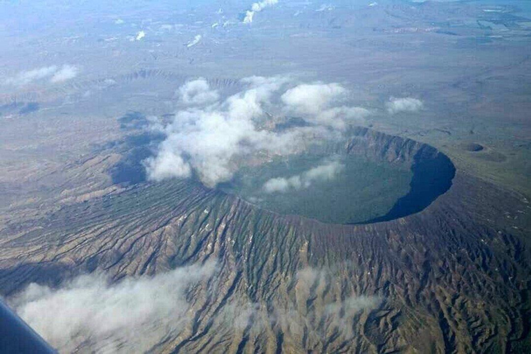 Nairobi: Mount Longonot Day Hike Tour