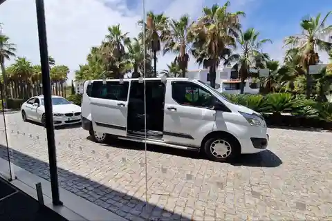 Private Faro airport transfers (car up to 8pax)