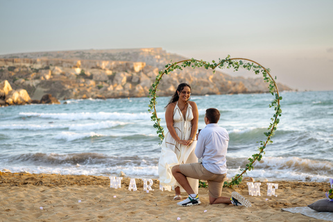 Proposal Photoshoot with Professional Photographer in MaltaProposal with Setup