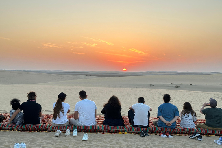 Doha: woestijnsafari met dune-bashing en kamelenritSafari Doha: gedeelde ervaring