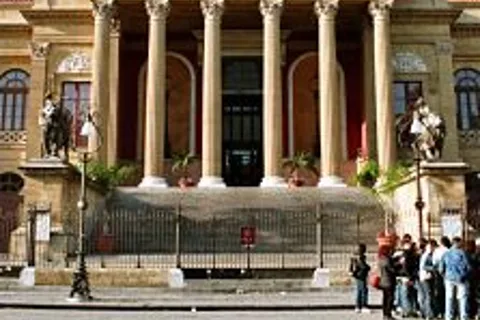 Palermo, Monreale and Mondello Private Tour with Street Food