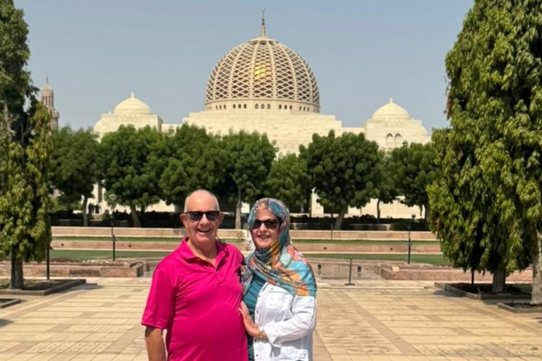 Muscat: City Highlights Tour with Grand Mosque & Souq Shared