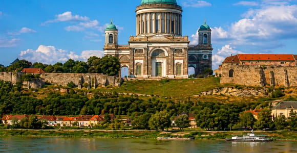 From Budapest: Lake Balaton & Tihany Day Trip with Esztergom