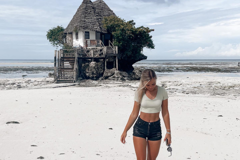 Jozaniforest, Kuza-Höhle, Blaue Lagune, Felsenrestaurant