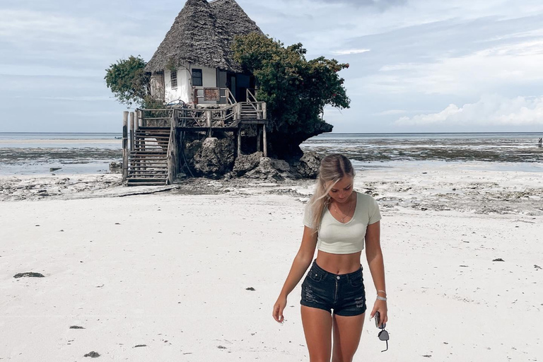 Jozaniforest, Kuza-Höhle, Blaue Lagune, Felsenrestaurant