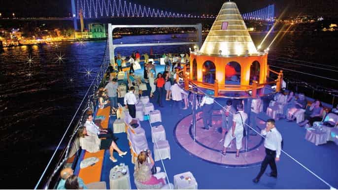 bosphorus dinner cruise with traditional turkish show