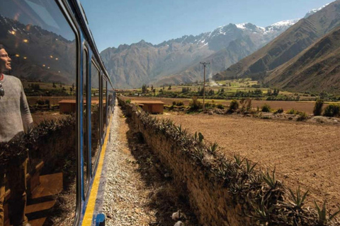 Machu Picchu Tour from Cusco with Scenic Train Ride and Guide From Cusco: Full-Day Group Tour to Machu Picchu