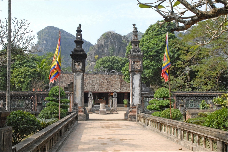 From Hanoi: Hoa Lu & Tam Coc Tour with Cycling