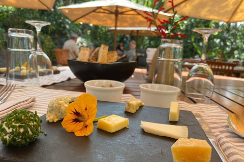 Nairobi: Brown's Cheese Tasting Room Tour with Lunch