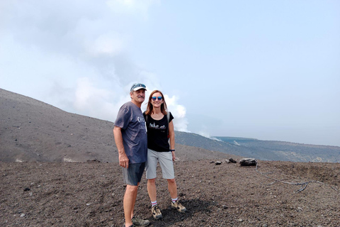 Från Jakarta: Dagsutflykt till vulkanen Krakatoa med snorkling