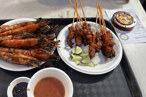 Tour noturno de assinatura: Passeio pela Marina com provas de comidaJunta-te ao grupo