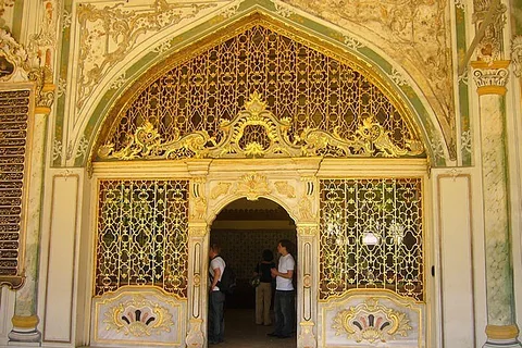 Topkapi Palace Guided Tour