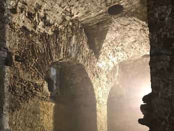 Savona: Visita Guidata ai Sotterranei del Priamàr