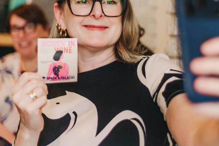 Montréal: Women in Wine Tour with Tastings and Snacks