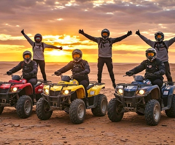 Marrakech: Quad nel deserto di Agafay, giro in cammello e cena