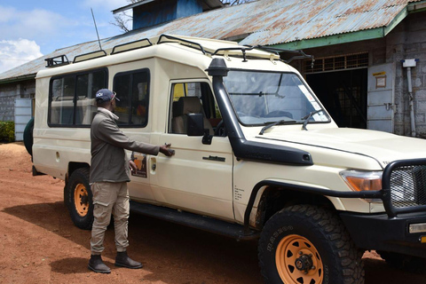 Tsavo Amboseli & Tsavo Expedition Safari Tour