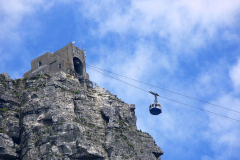 Cape Town: Table Mountain Cable Car Ticket with Transfer