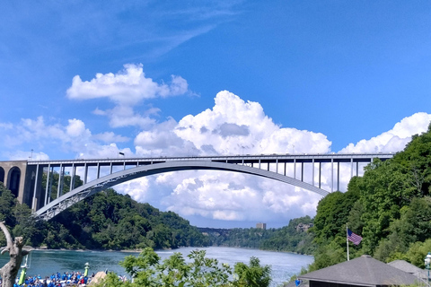 Niagarafälle: Private Tour mit Führung und Trolley-Fahrt