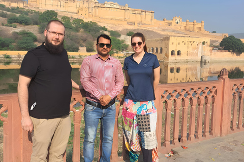 5-Day Historical Golden Triangle Tour of India-All Inclusive Private Tour with 5-Star hotel, Car, Driver and Guide