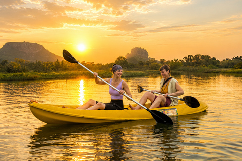 Sigiriya: Pidurangala Rock Sunrise / Sunset Hike with Pickup Sigiriya: Sunrise or Sunset Lion Rock Guided Climb