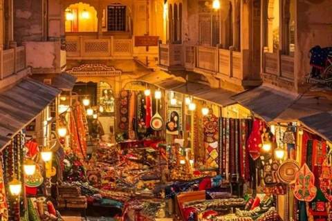 Delhi: Custom Shopping Tour With Car, Guide & Tuk-Tuk Ride Exclusive Wedding Shopping Tour with Expert Female Guide