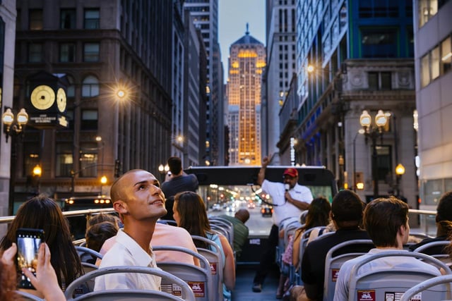 Chicago : Visite en bus à toit ouvert avec guide au coucher du soleil