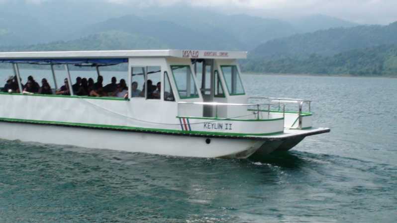 La Fortuna or Monteverde: One-Way Boat Transfer