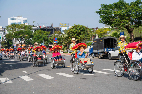 Da Nang: Cyclo City Tour with Coffee-Making Workshop