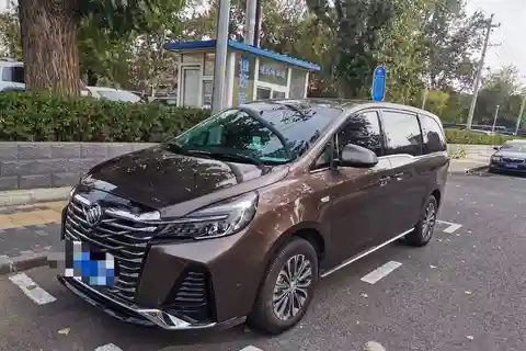 Beijing: Private Car or Minibus Rental with Driver