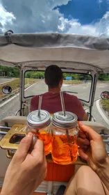 Lago di Scanno: Aperitif an Bord der Ape Calessino