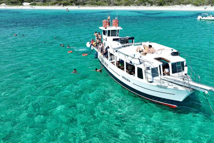 Colònia de Sant Jordi: Es Trenc Bootstour mit Schnorcheln. Foto: GetYourGuide Colònia de Sant Jordi: Es Trenc Bootstour mit Schnorcheln. Foto: GetYourGuide