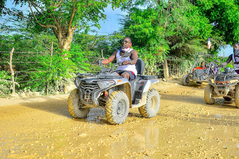 Avventura in buggy sulla spiaggia di Punta cana Macao