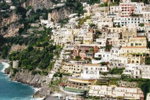 Positano, Sorrento e Pompei: escursione a terra di 9 oreTour di Positano, Sorrento e Pompei di 9 ore