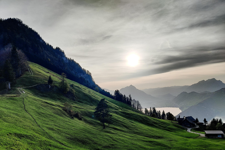 Indimenticabile escursione sul Rigi: un lago e un panorama alpino fenomenali