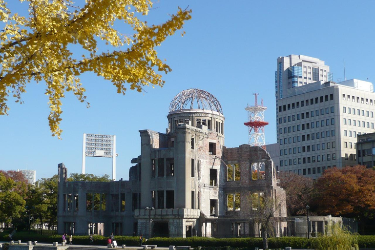 Da Kyoto o Osaka: tour di 2 giorni di Hiroshima e MiyajimaPiano hotel 4 stelle da Osaka /2-3 persone/ 1 camera (doppia)