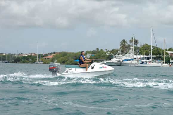 curaçao aquaboat and snorkel tour