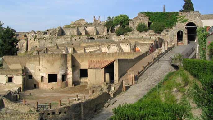 pompeii express halfday tour from amalfi coast