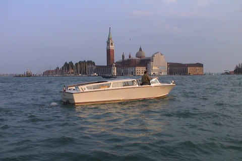 Puerto de Venecia: Traslado hasta hotelesPuerto de Venecia: Traslado compartido hasta hoteles