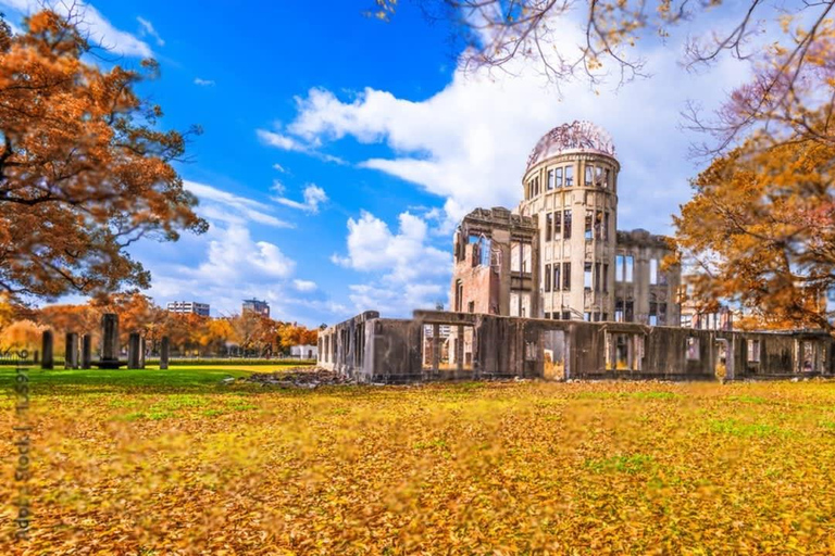 Osaka/Kyoto: Hiroshima&Miyajima Private Tour Luxury Vehicle