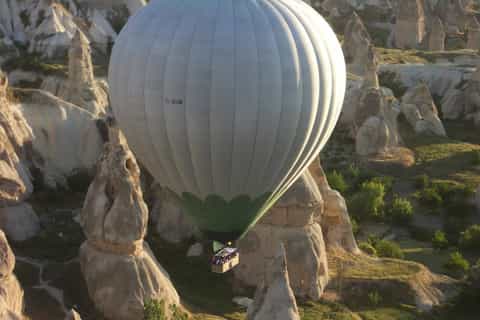 Cappadocia: Goreme Sunrise Balloon Official Flight